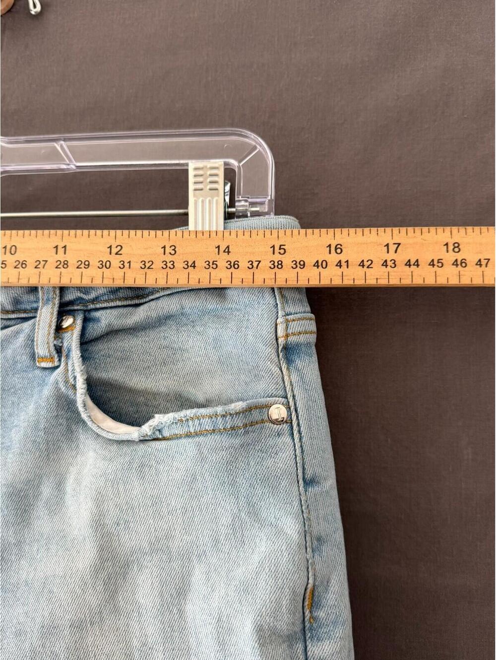 Micro and the Letterpress Women’s Jeans Size 30 Light Wash Embroidered Floral - Picture 4 of 9